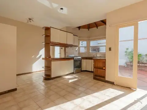 Venta casa V. Devoto 5 amb garage A Crédito