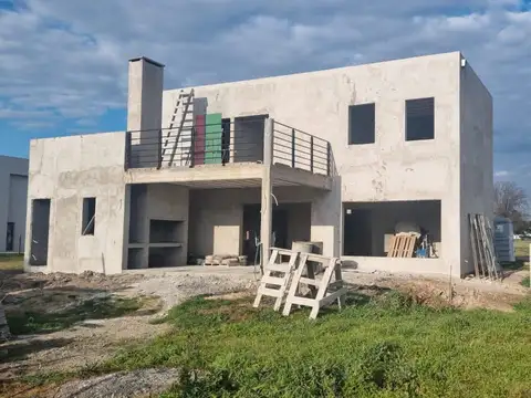Casa en Venta en San Miguel, USD 320.000