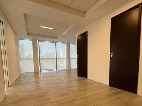 Oficina en Venta con 1 cochera