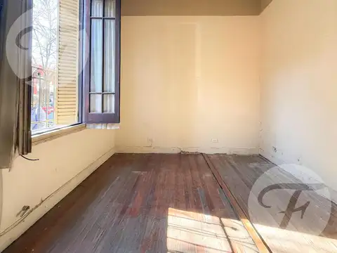 Depto Tipo Casa 5 ambientes con 1 baño