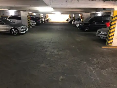 Garage 108 fijas 10 motos, 3 plantas, scepta permuta,unica oportunidad 