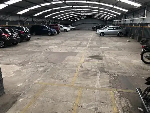 Garage 108 fijas 10 motos, 3 plantas, scepta permuta,unica oportunidad 