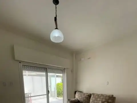 Depto Tipo Casa en Venta en Haedo, USD 98.000