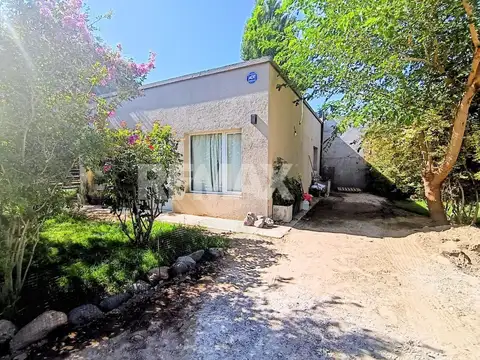 Posadas esquina Drury, B° Urbanizacion Bosch 100