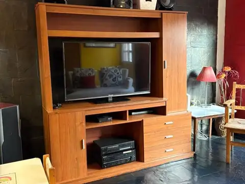 Depto Tipo Casa 5 ambientes con 2 baños