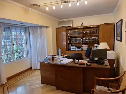Casa 7 ambientes con 6 baños