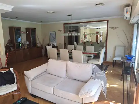 Casa en Alquiler 25 años
