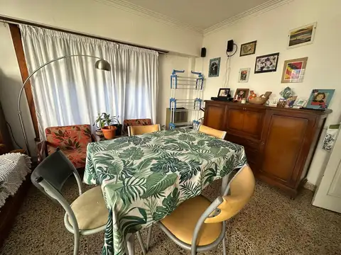 VENTA EN BLOQUE LOCAL MAS 2 UNIDADES FUNCIONALES