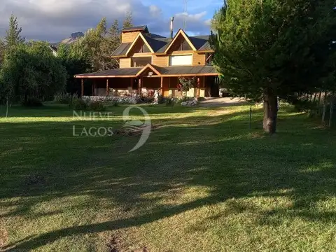 Venta casa de cuatro ambientes en Villa Lago Meliquina