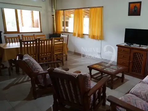 Venta casa de cuatro ambientes en Villa Lago Meliquina