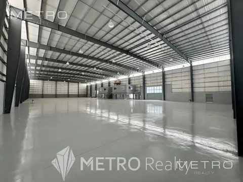 ALQUILER Nave Industrial en PIUIQ  Bernal Oeste