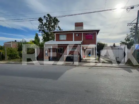 ALQUILER DUPLEX 2 DORMITORIOS C/COCHERA PLOTTIER