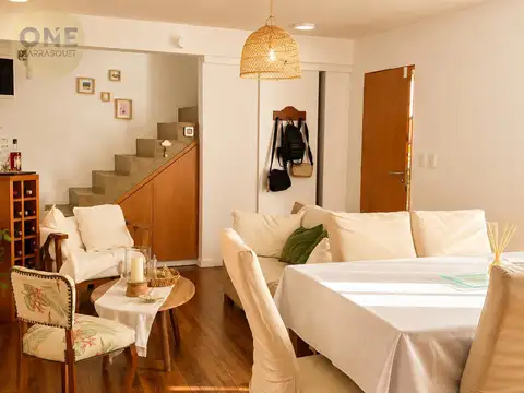 Casa en Venta con 1 cochera