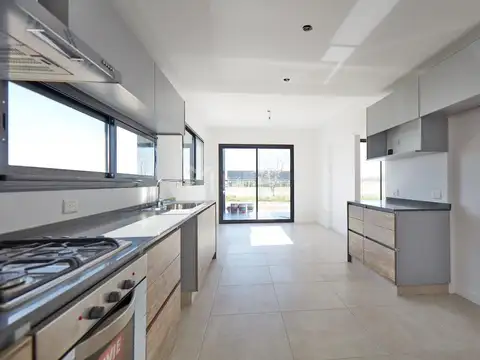 Casa en Venta en Puertos - Barrio Vistas, USD 285.000