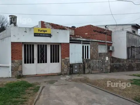 Casa en  venta en Pérez