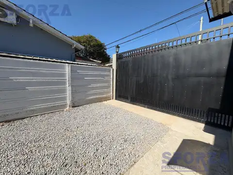 Casa 5 ambientes con 2 baños