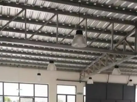 VENTA IMPORTANTE SALÓN COMERCIAL TUNUYAN  MENDOZA