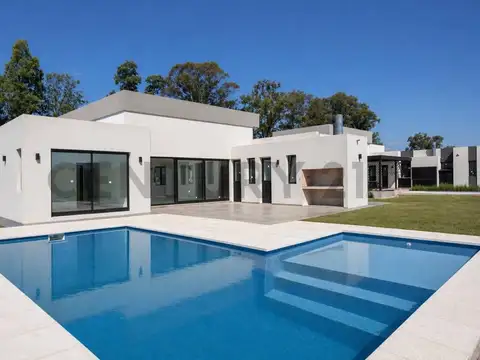 Casa en Venta 1 año
