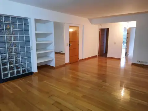 Divino Piso de 3 Amb. en Suite C/ Cochera y Amenities!