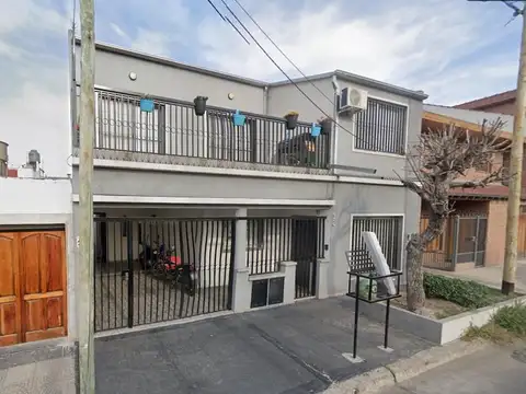 Dpto Ph 4 Amb en Planta Alta c/ Cochera - 122 m² - Ramos Mejia