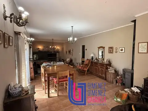 Casa 5 ambientes con 1 baño