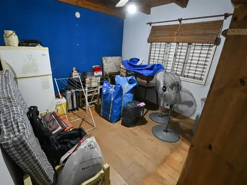 Casa de tres dormitorios barrio Santa Fe