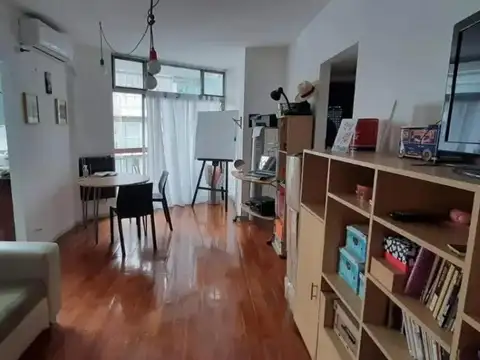 Gascón e/ Costa Rica y Julián Álvarez