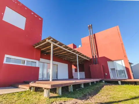 VENTA CASA DE LUJO SOBRE DOS LOTES FRENTE AL MAR