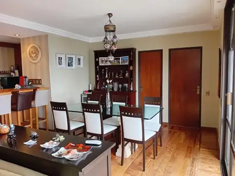 Departamento en Alquiler de 3 dormitorios
