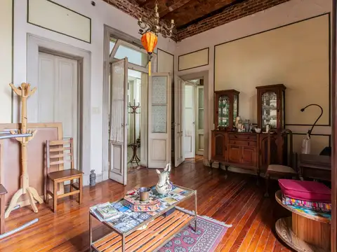 Depto Tipo Casa 5 ambientes con 2 baños