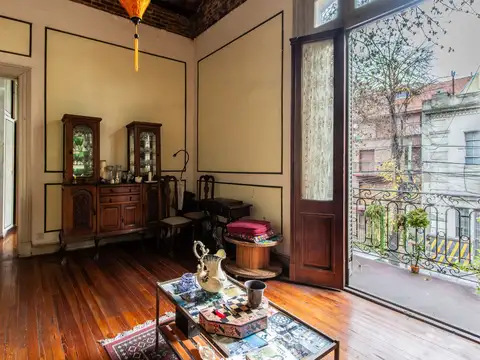 Depto Tipo Casa en Venta 56 años