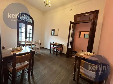 Casa 6 ambientes con 2 baños