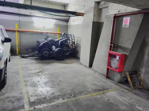 Cochera en Venta de 5  mts largo x 3  mts ancho