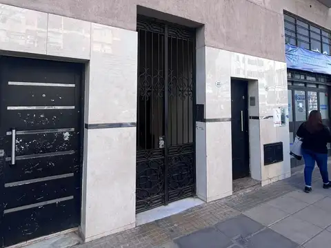 Departamento en Venta de 4 Ambientes - Independencia Al 400