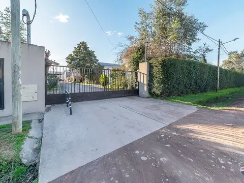 Casa en Venta con 1 cochera