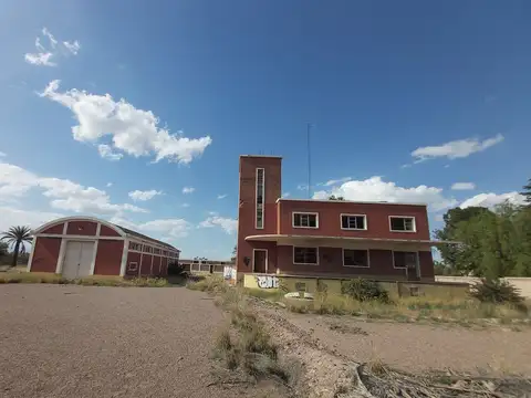 GALPONES Venta Carril Godoy Cruz Ubicadísimo