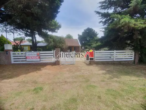 Casa 3 amb. - Lote Propio - Dos cuadras del mar!