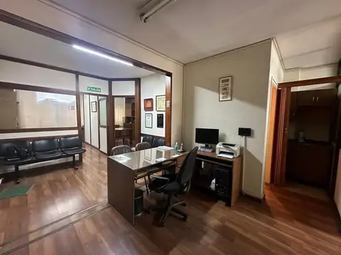 Oficina en Venta Centro Excelente Ubicación Amoblada Financ