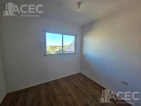Departamento en Alquiler en Luis Agote, $ 450.000