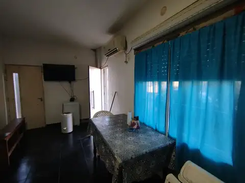 Depto Tipo Casa en Venta de 4 dormitorios