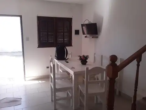 Depto Tipo Casa en Venta de 4 ambientes