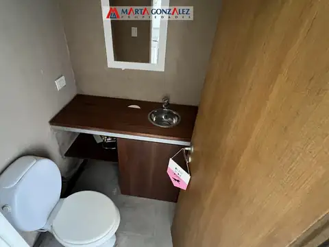Depto Tipo Casa 2 ambientes con 2 baños