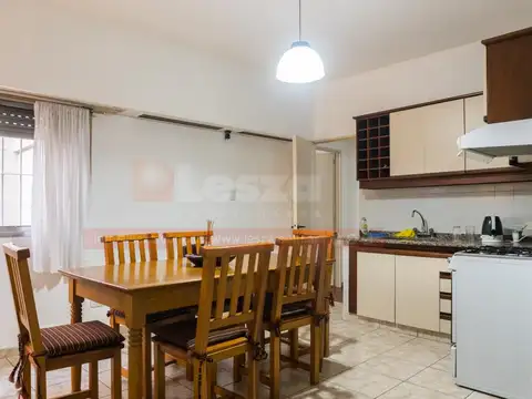 Depto Tipo Casa en Venta de 4 ambientes