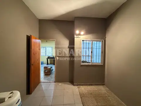 Depto Tipo Casa en Venta en Chilavert, USD 55.000