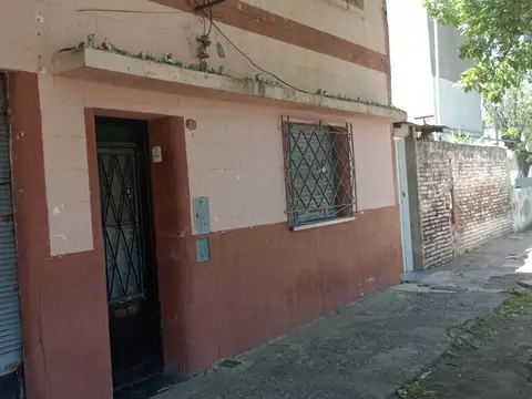 Venta de casa en barrio Bella Vista
