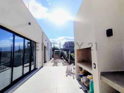 Se vende casa. Lujan