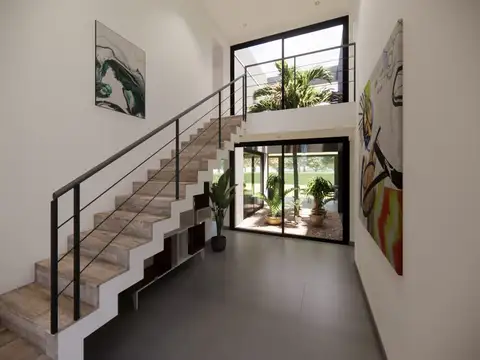 Casa en Venta en Barrio El Cazador, USD 419.600