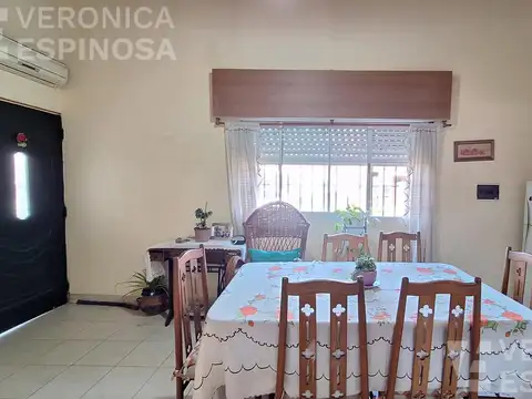 Depto Tipo Casa 2 ambientes con 1 baño