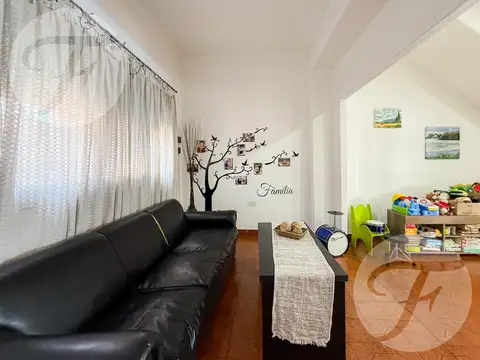 Depto Tipo Casa en Venta de 4 ambientes