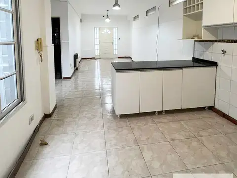 Casa en Alquiler al Este